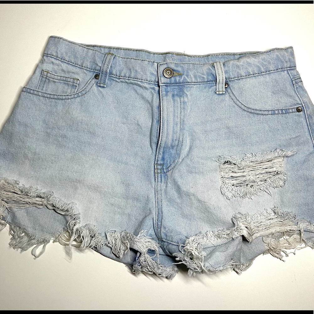 NoBo High Rise Shorts